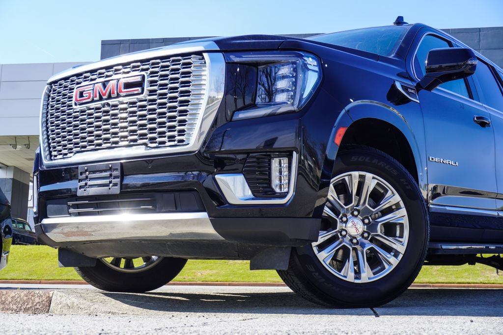 Used 2023 GMC Yukon Denali AWD/4WD image 2