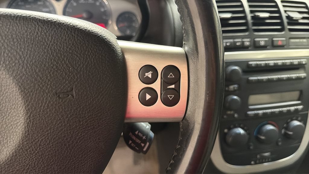 Used 2006 Pontiac Montana SV6 w/ Convenience Package FWD image 16