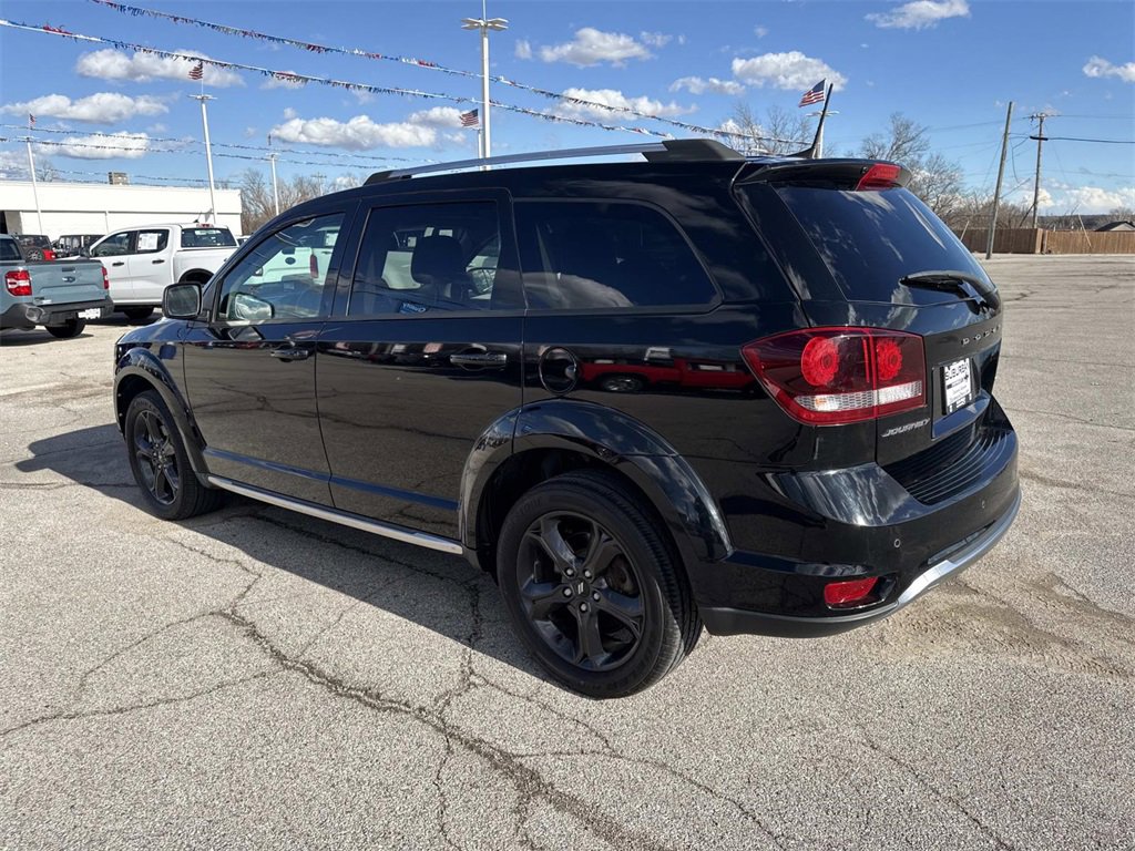 Used 2020 Dodge Journey Crossroad image 3