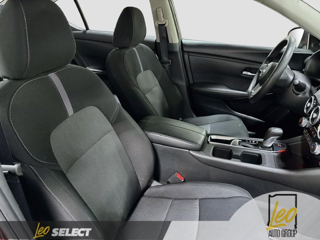 Used 2024 Nissan Sentra SV FWD image 28