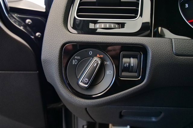 Used 2019 Volkswagen GTI Autobahn image 29