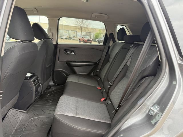 Used 2023 Nissan Rogue SV image 26