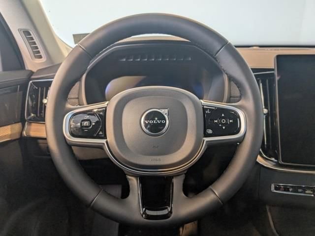 New 2026 Volvo XC90 T8 Plus w/ Protection Package Premier image 15