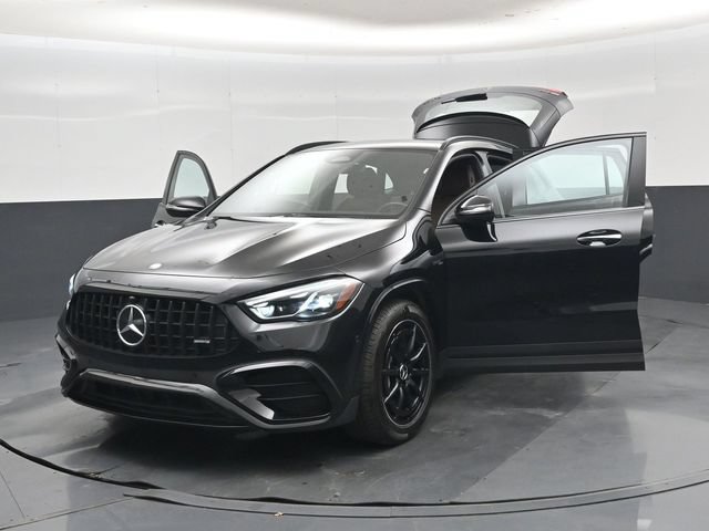 Used 2025 Mercedes-Benz GLA 35 AMG 4MATIC image 61