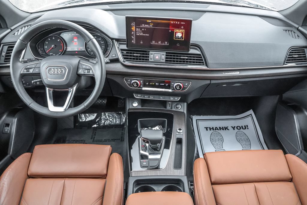 Used 2024 Audi Q5 2.0T Premium w/ Convenience Package AWD/4WD image 31