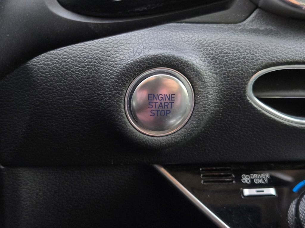 Used 2020 Hyundai Sonata Limited FWD image 24