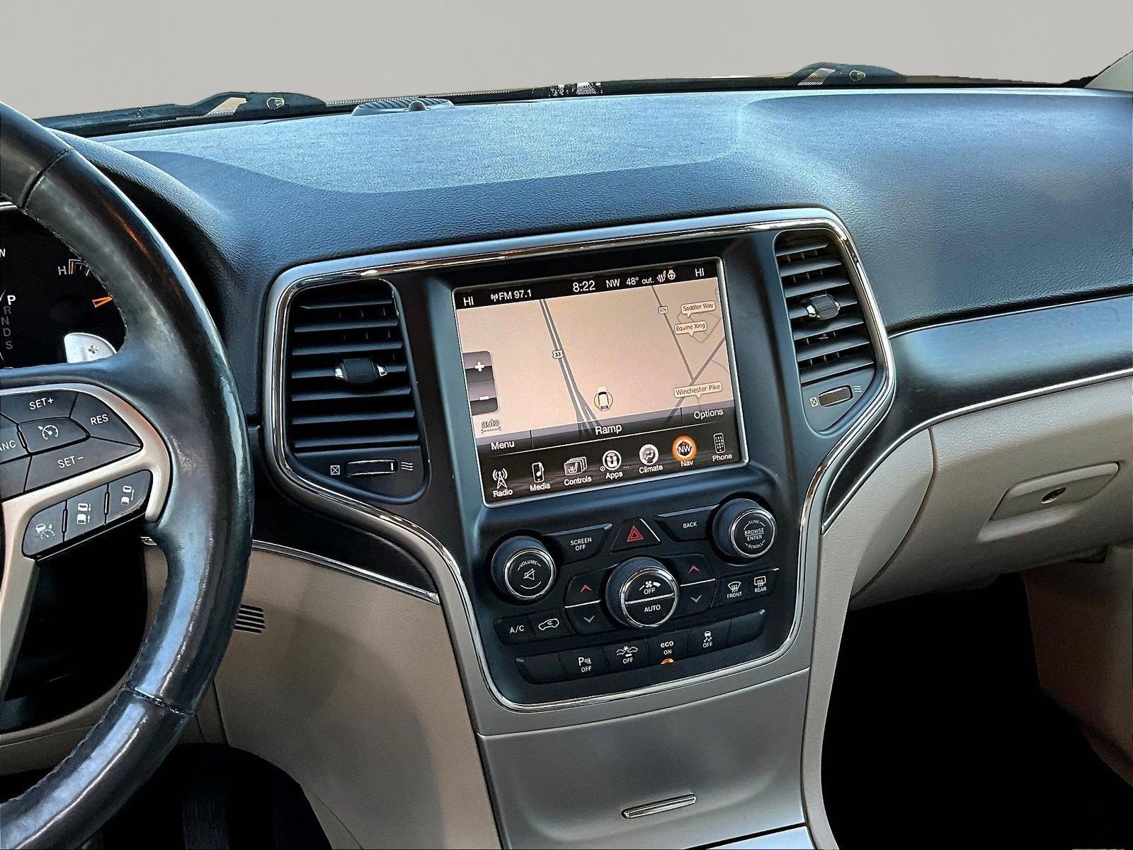 Used 2014 Jeep Grand Cherokee Limited w/ Luxury Group II AWD/4WD image 9