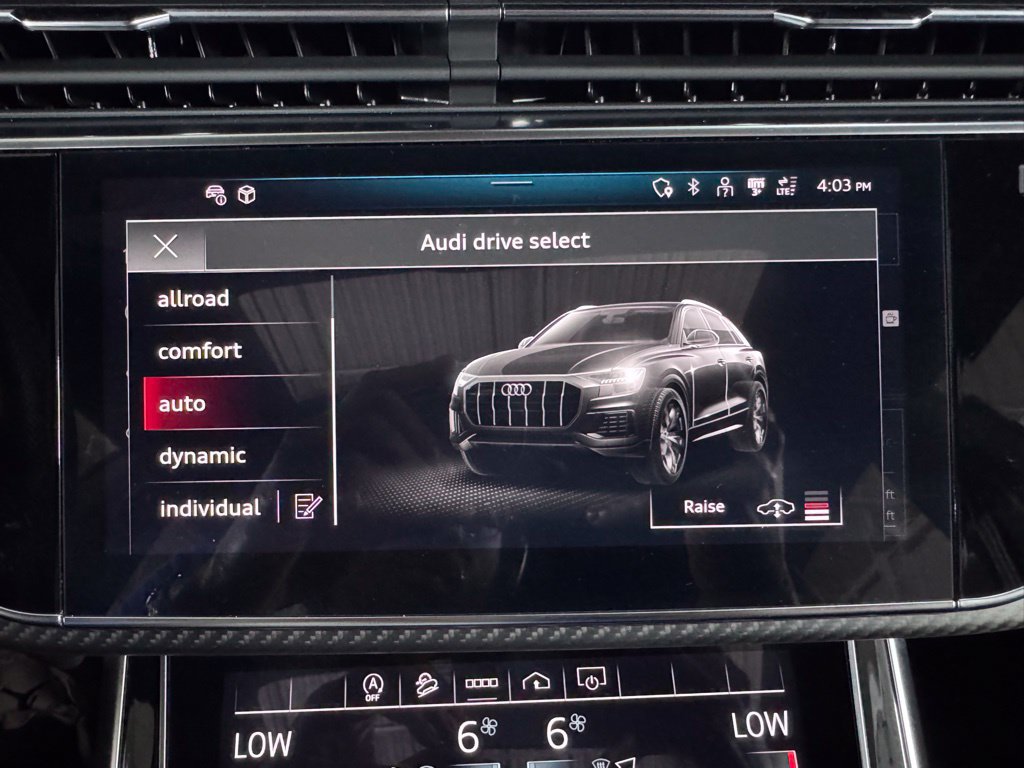 Used 2024 Audi SQ8 Premium Plus AWD/4WD image 31