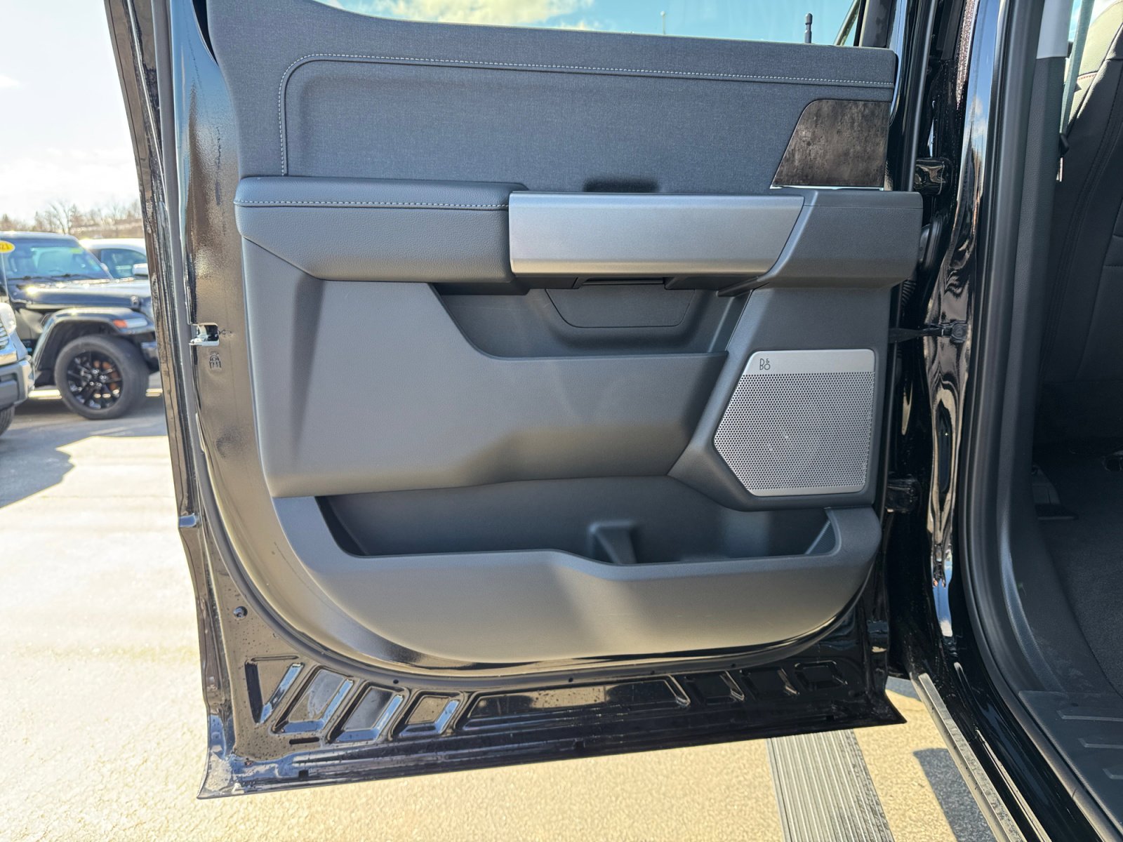 New 2026 Ford F250 Lariat w/ Black Appearance Package image 22