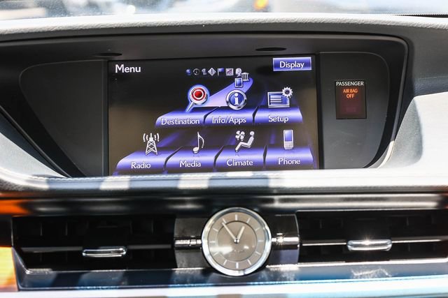 Used 2013 Lexus ES 300h w/ Luxury Pkg FWD image 16