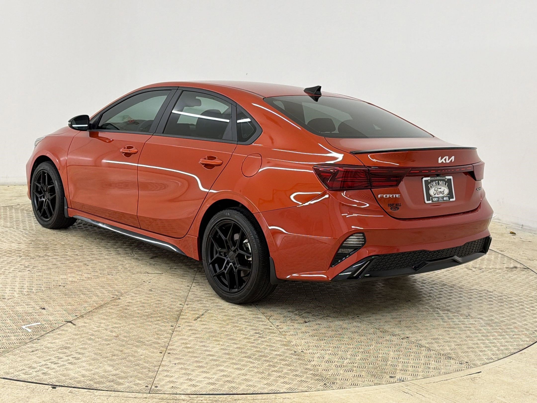 Used 2023 Kia Forte GT-Line w/ GT-Line Technology Package image 3