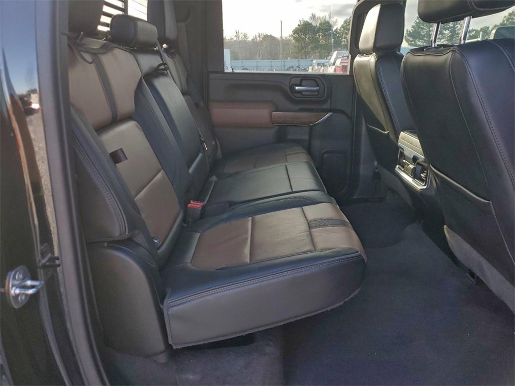 Used 2022 Chevrolet Silverado 3500 High Country w/ Safety Package II image 10
