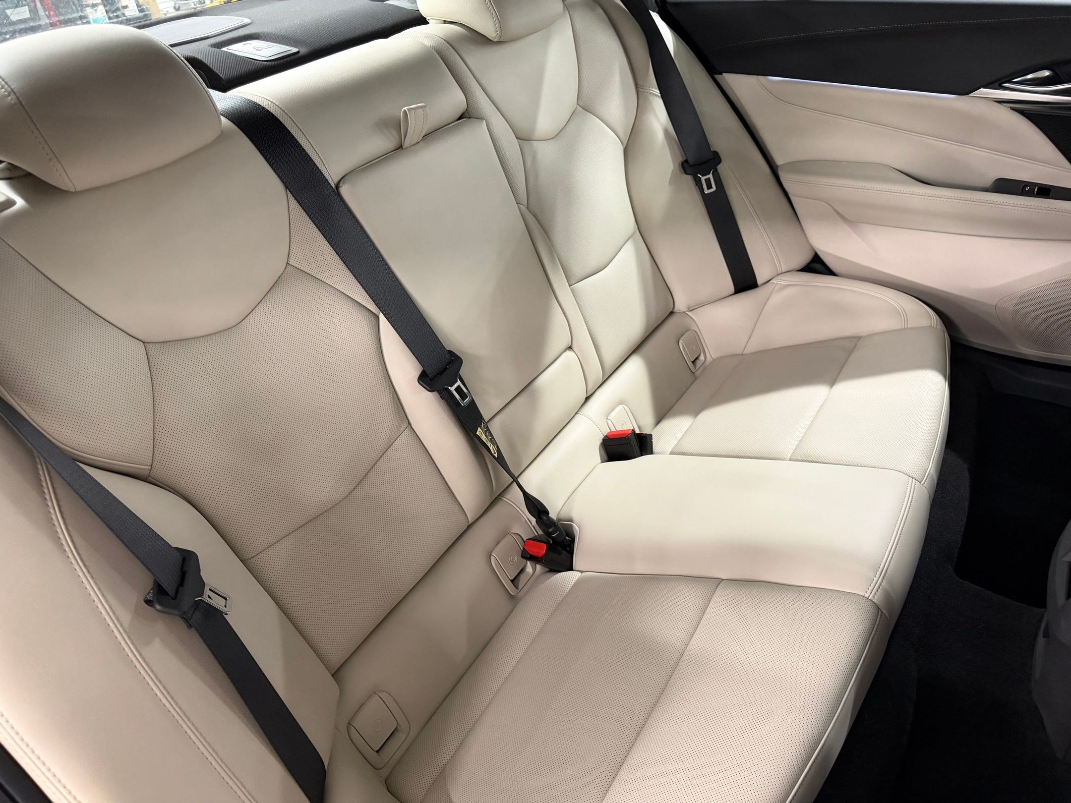 Certified 2023 Cadillac CT4 Premium Luxury RWD image 41