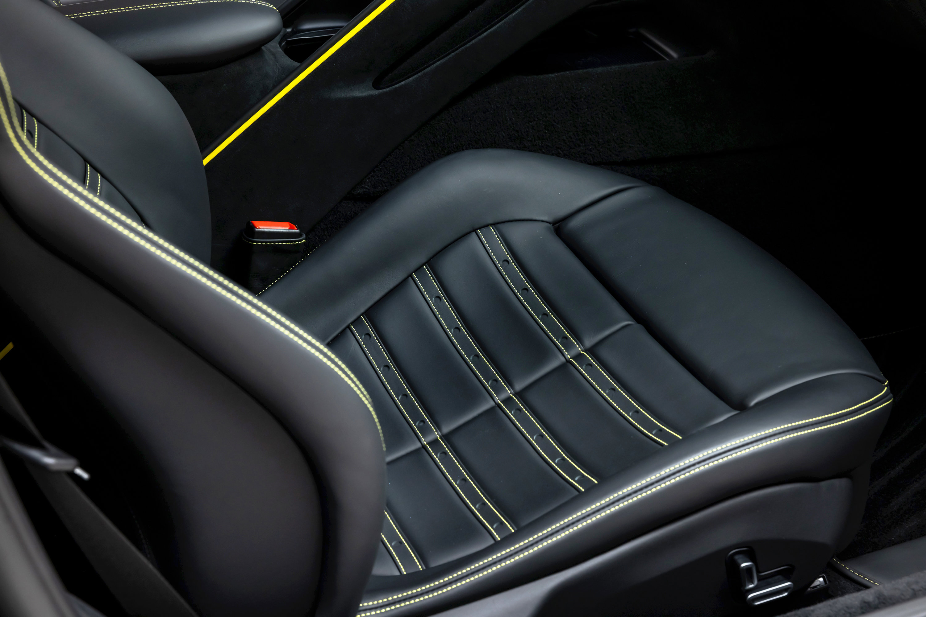 Certified 2023 Ferrari Roma image 75