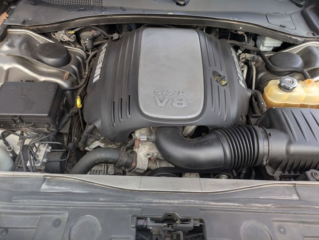 Used 2011 Chrysler 300 C w/ Sound Group image 27