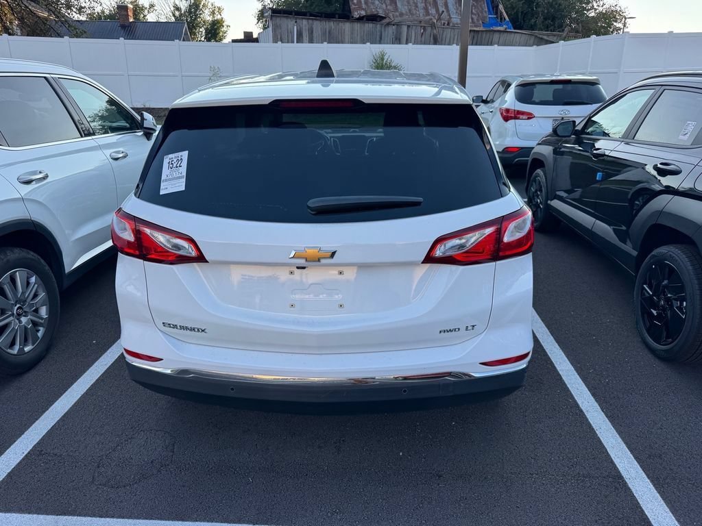Used 2020 Chevrolet Equinox LT w/ Driver Convenience Package AWD/4WD image 16