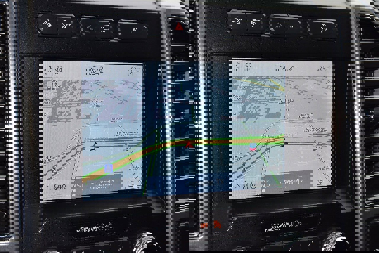 Used 2020 Ford F150 Platinum w/ Equipment Group 701A Luxury image 27