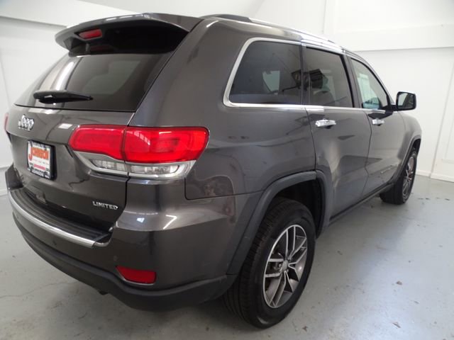 Used 2017 Jeep Grand Cherokee Limited w/ Luxury Group II image 24