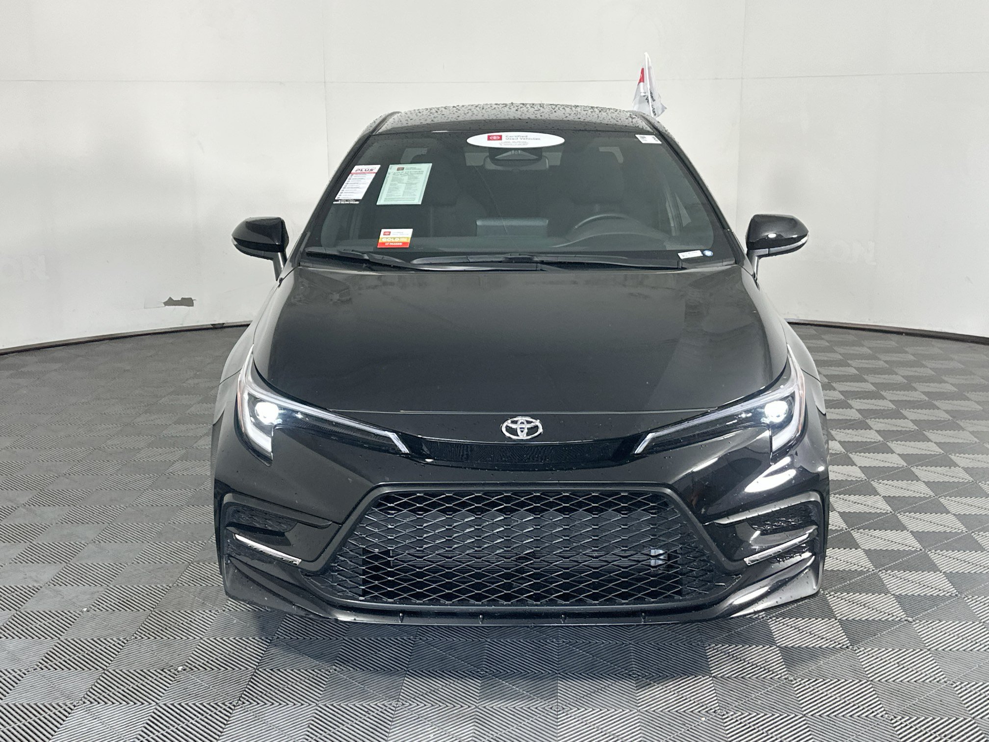 Certified 2025 Toyota Corolla SE FWD image 8