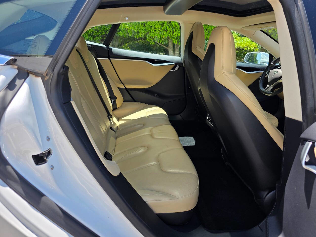 Used 2013 Tesla Model S RWD image 24