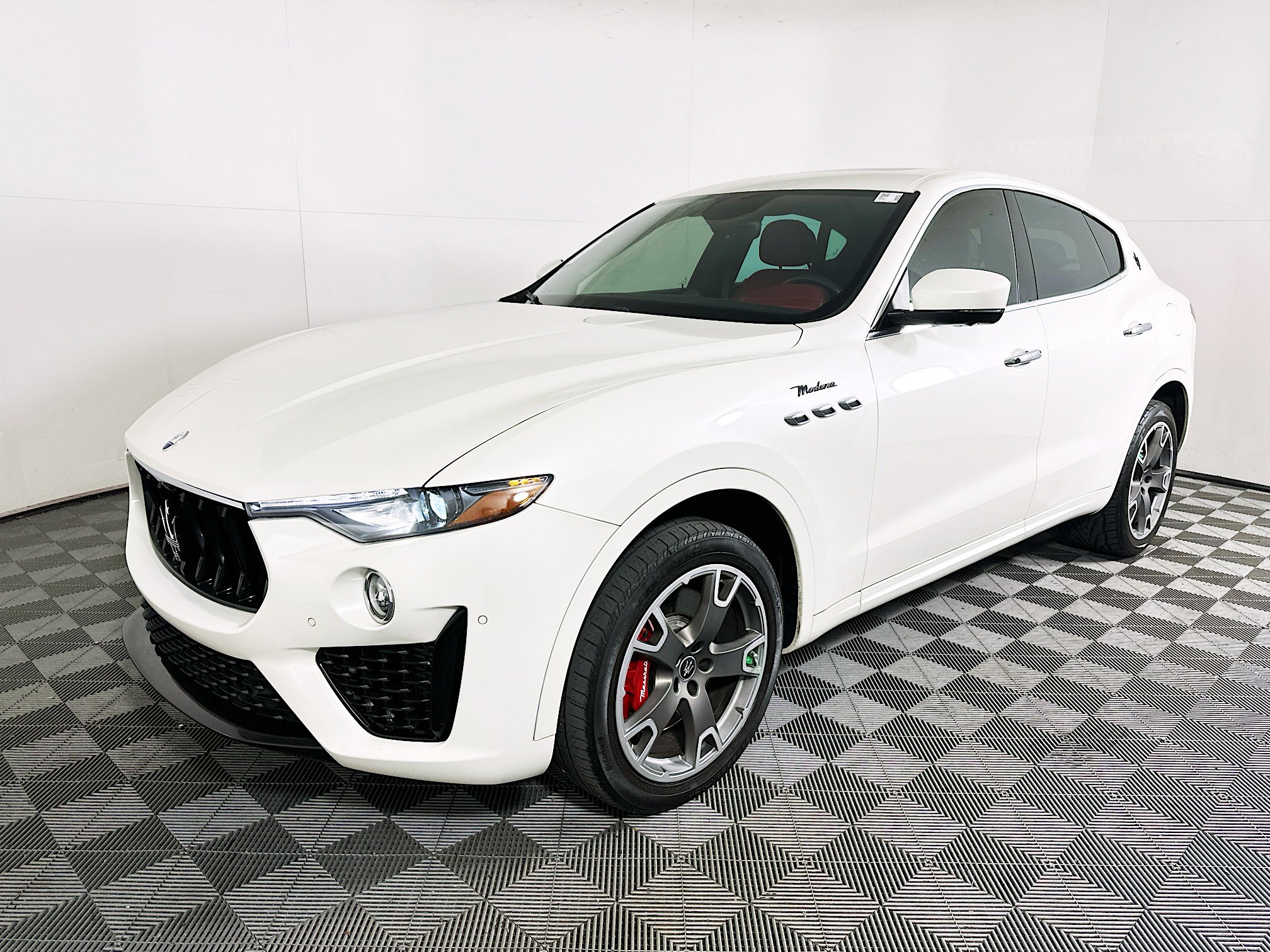 Used 2022 Maserati Levante Modena image 7