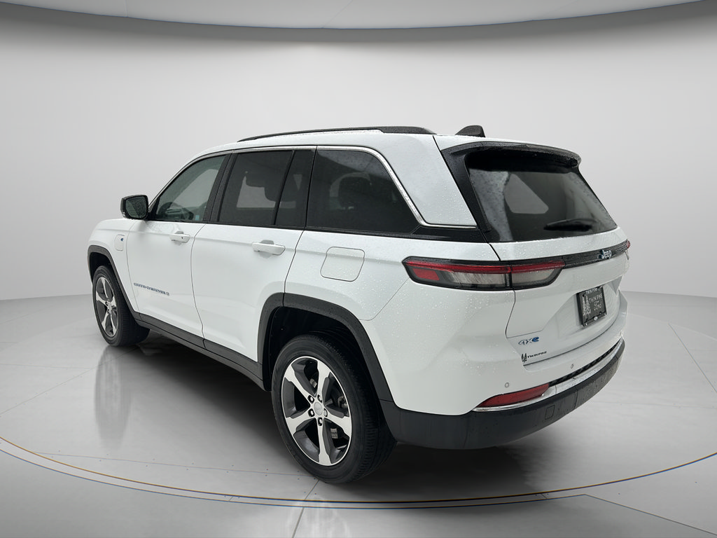 Used 2023 Jeep Grand Cherokee 4WD 4xe image 5