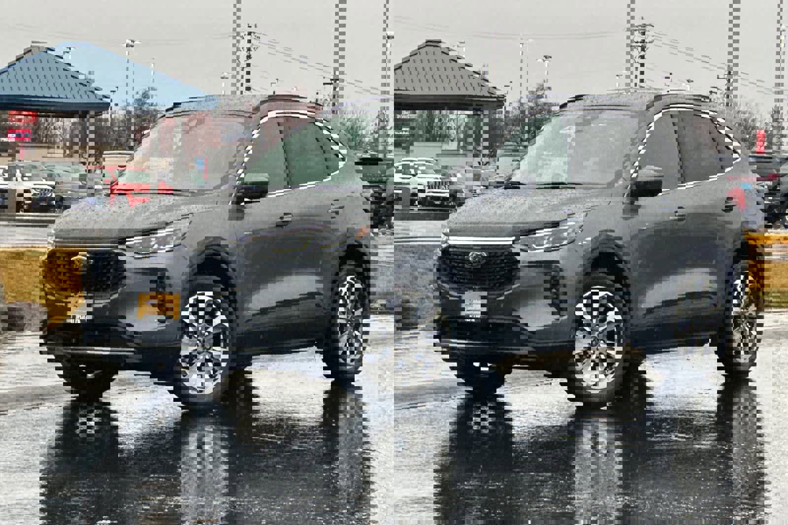 Certified 2025 Ford Escape Platinum image 1