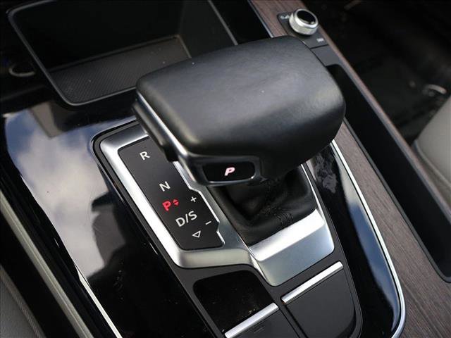 Used 2022 Audi Q5 2.0T Premium w/ Convenience Package image 17