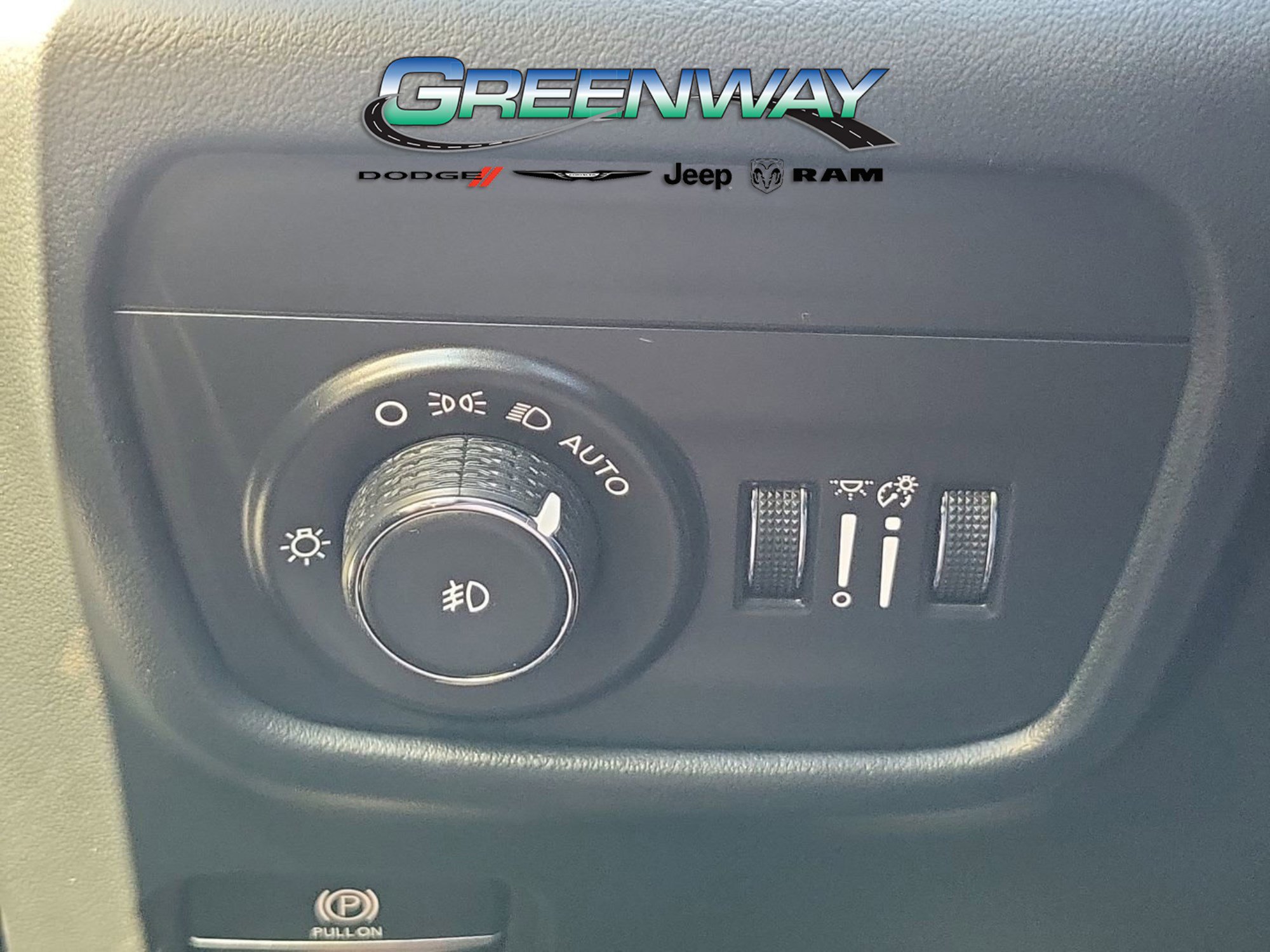 Used 2024 Jeep Grand Cherokee Summit image 27