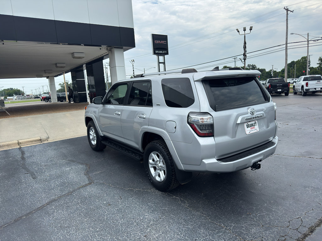 Used 2022 Toyota 4Runner SR5 Premium image 7
