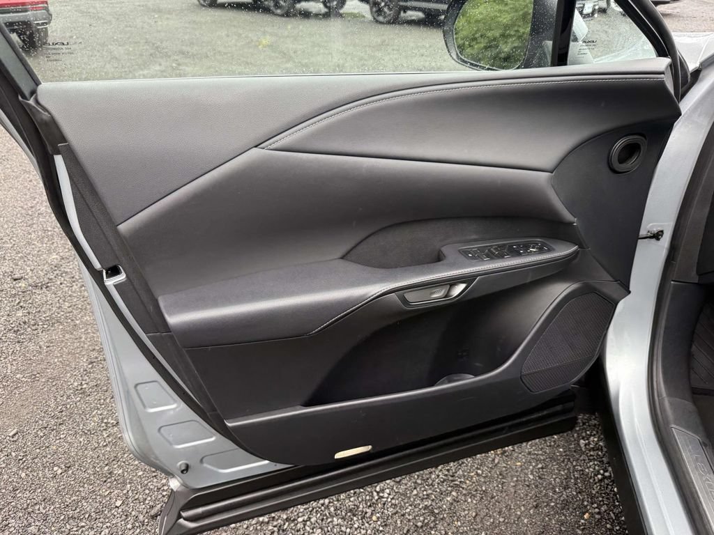 Used 2023 Lexus RX 350 AWD image 13