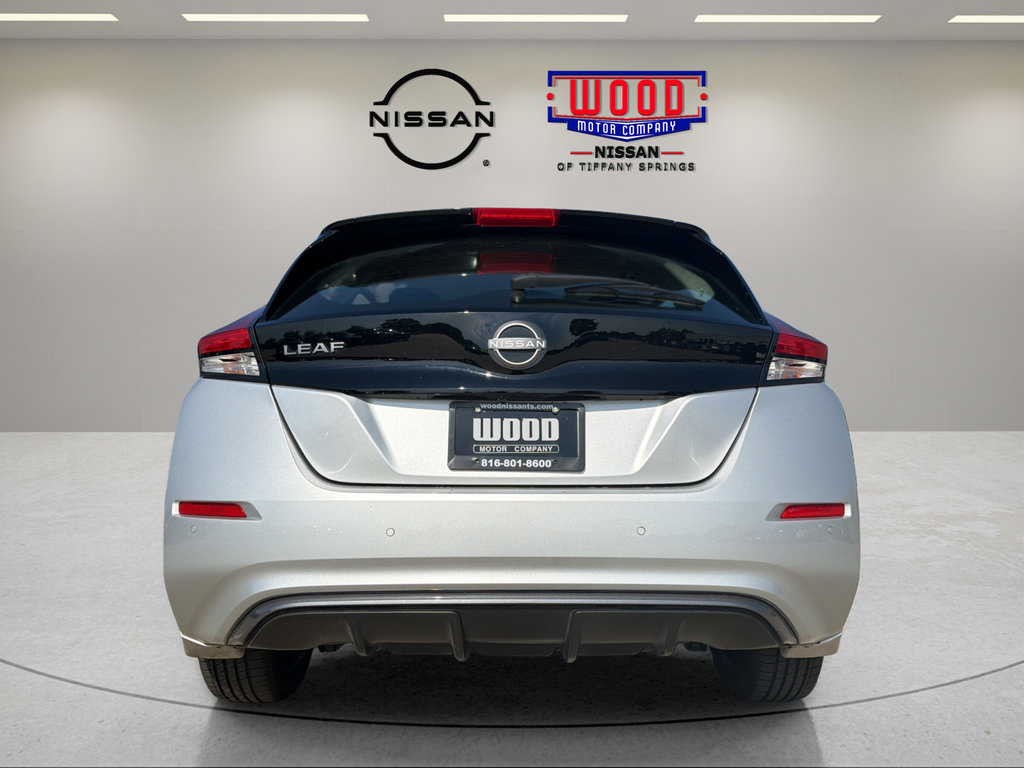 Certified 2025 Nissan Leaf S FWD image 3