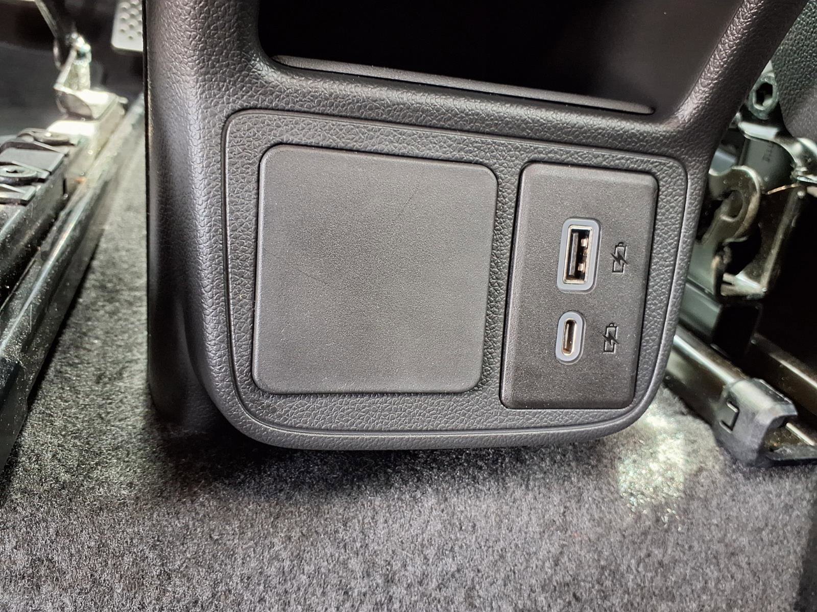 Used 2023 Buick Encore GX Select w/ Sport Touring Package image 28