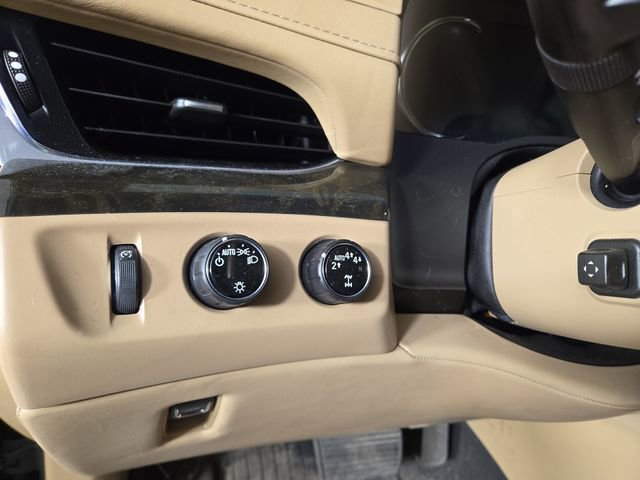 Used 2018 Cadillac Escalade Platinum image 28