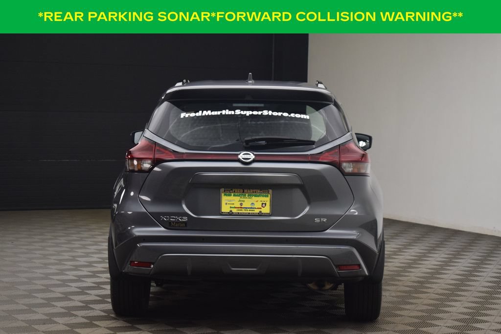 Used 2021 Nissan Kicks SR w/ SR Premium Package FWD image 8