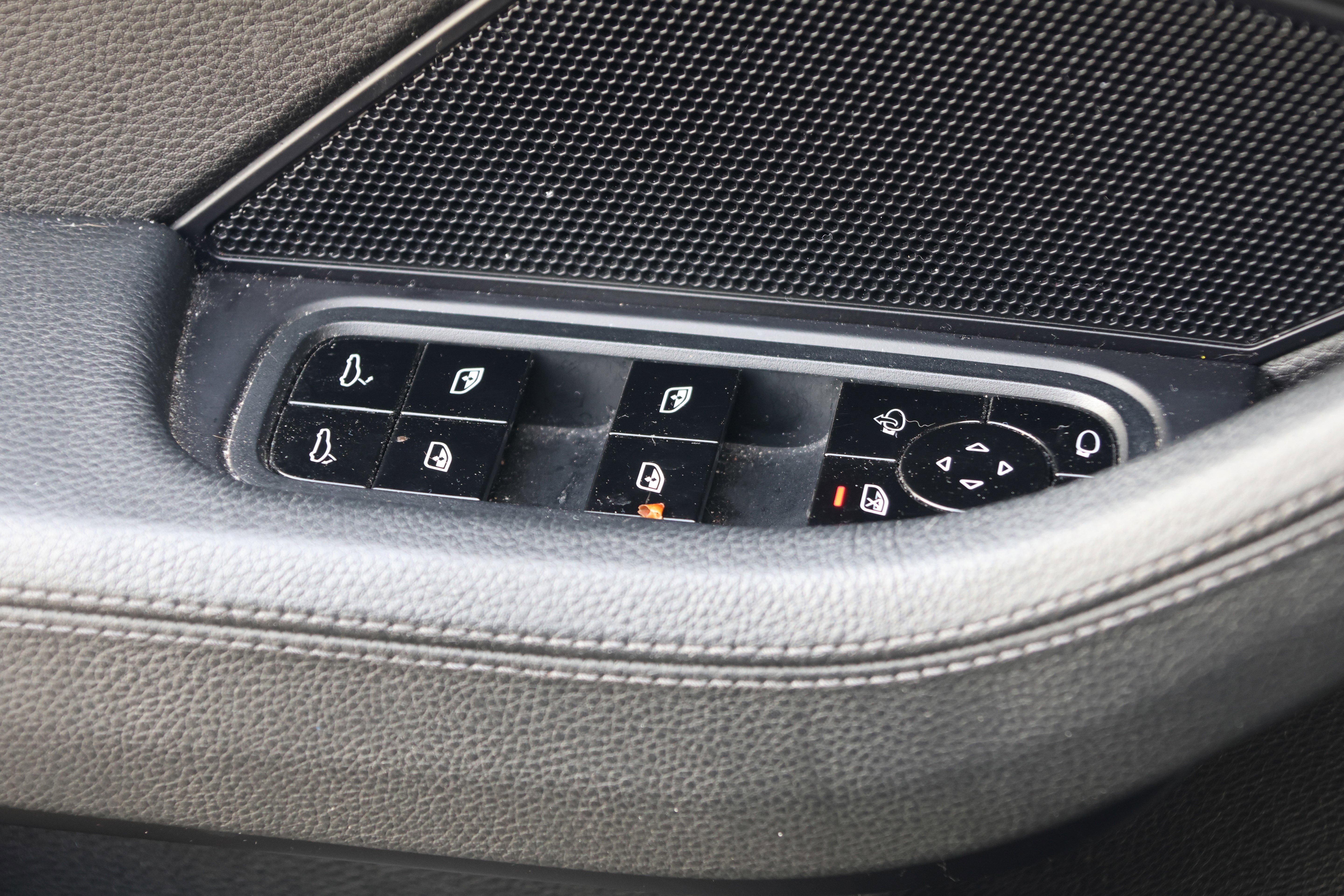 Used 2017 Porsche Panamera 4S image 14