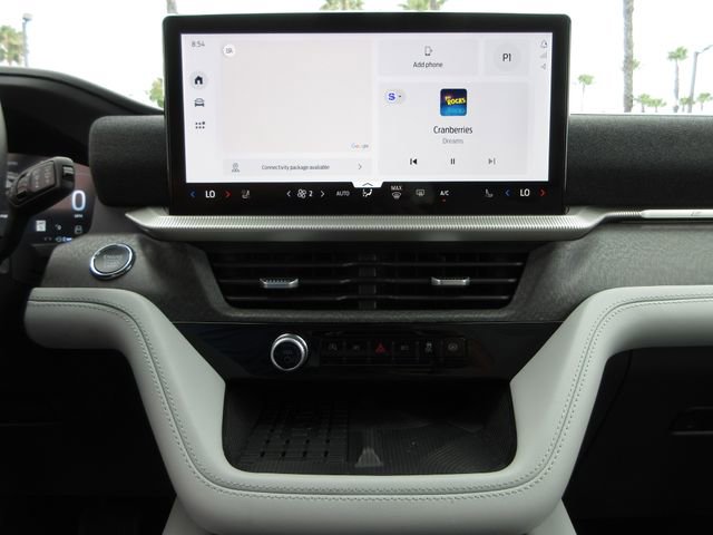 Certified 2025 Ford Explorer Platinum w/ Ultimate Package RWD image 18