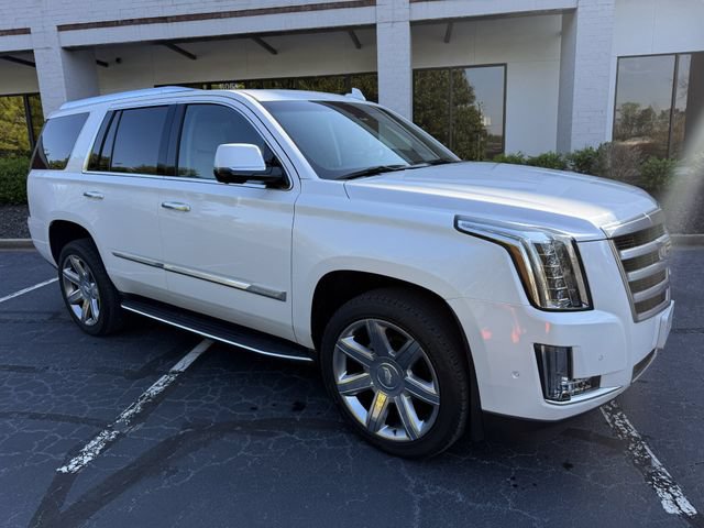 Used 2018 Cadillac Escalade Luxury RWD image 8