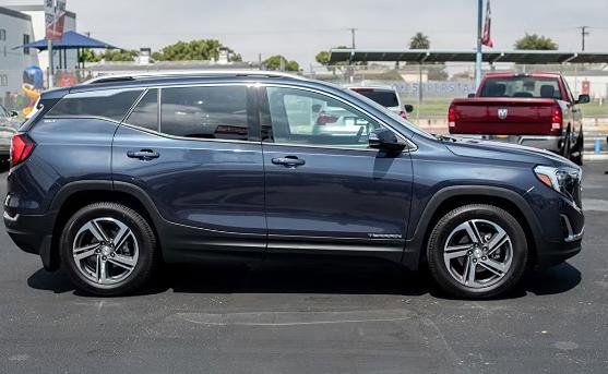 Used 2019 GMC Terrain SLT w/ Preferred Package image 5