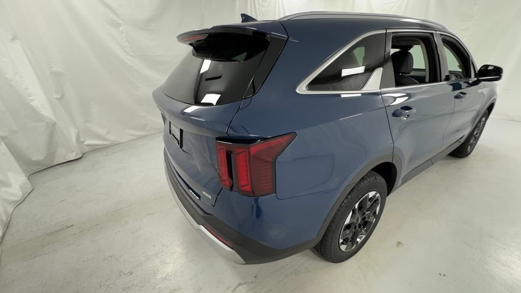 New 2026 Kia Sorento S AWD/4WD image 3