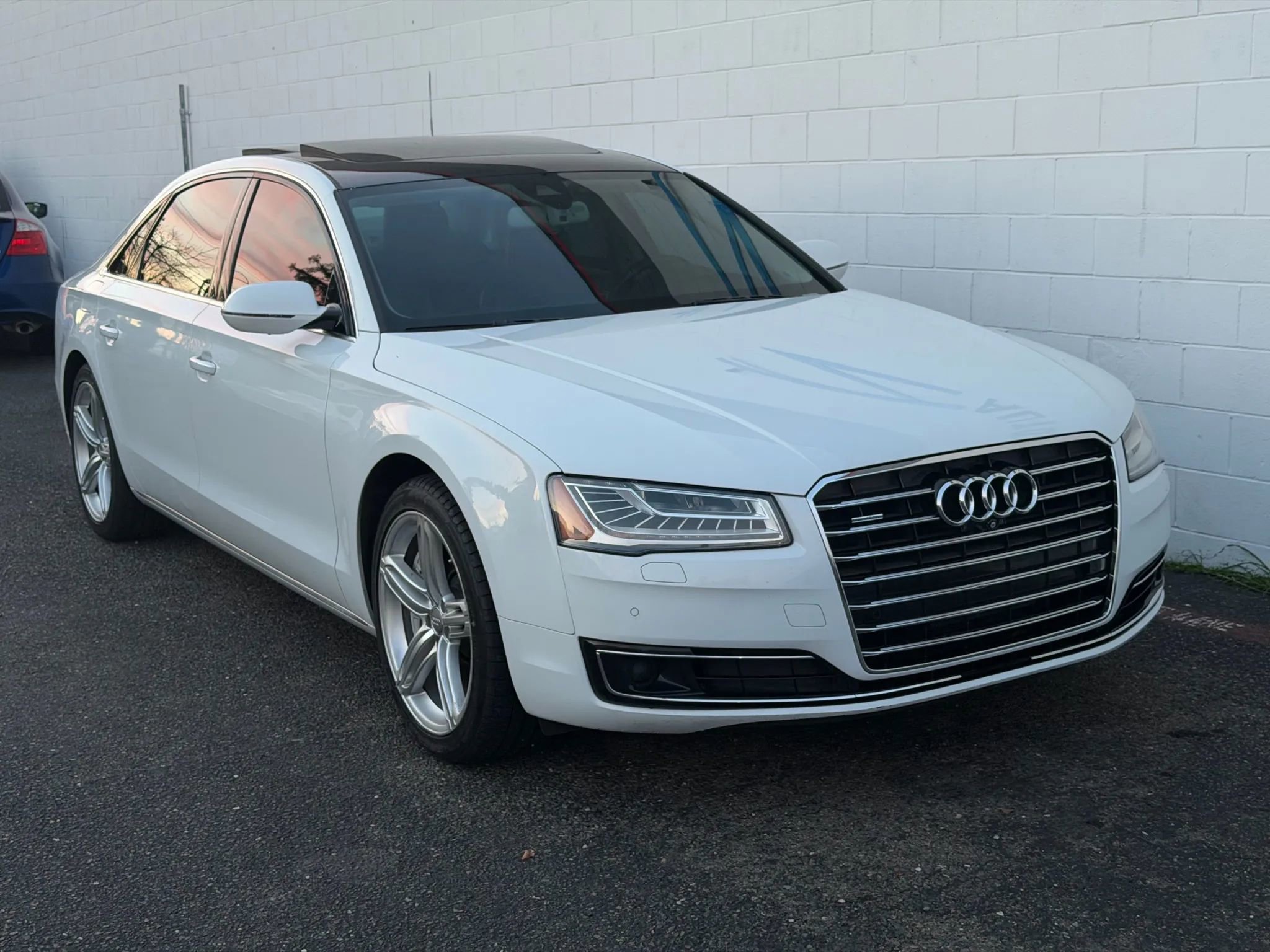 Used 2016 Audi A8 L TDI w/ Executive Package AWD/4WD image 7