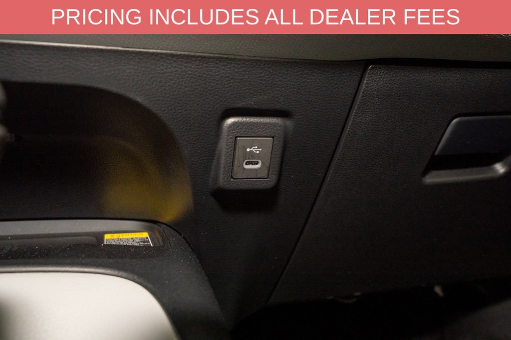 Used 2026 Toyota Corolla SE w/ SE Premium Package FWD image 14