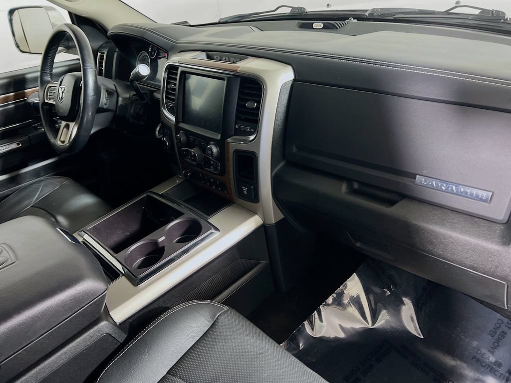Used 2015 RAM 2500 Laramie w/ Convenience Group AWD/4WD image 24