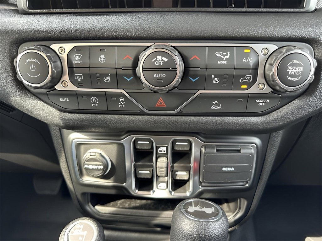 New 2025 Jeep Wrangler Sport S image 26