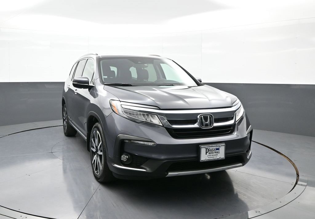 Certified 2022 Honda Pilot Touring image 3