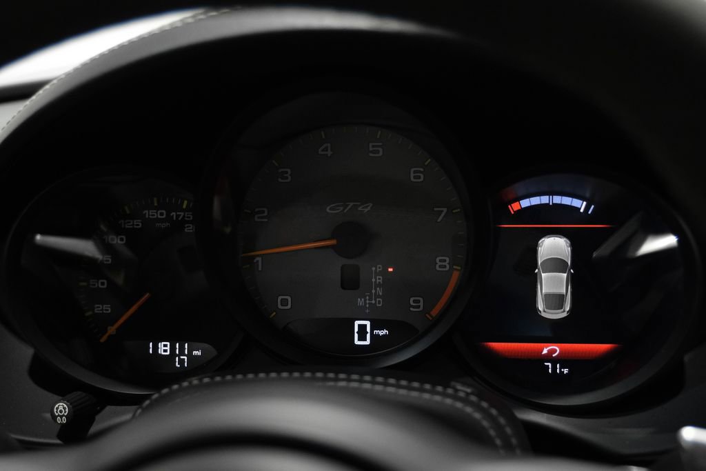 Used 2022 Porsche 718 Cayman GT4 RWD image 14