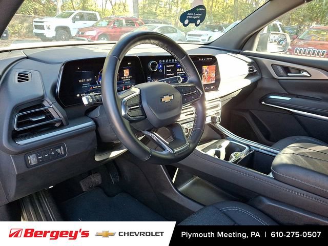 Certified 2025 Chevrolet Traverse LT image 18