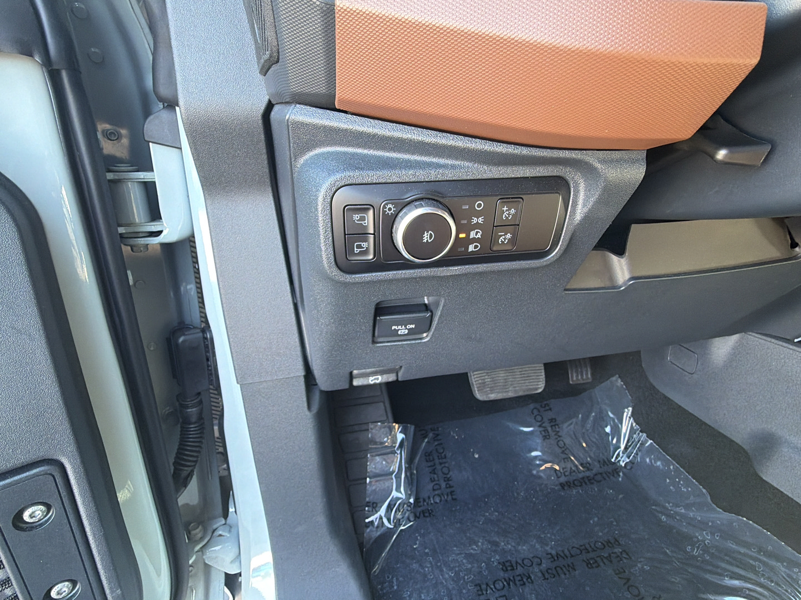Used 2024 Ford Bronco Outer Banks AWD/4WD image 17