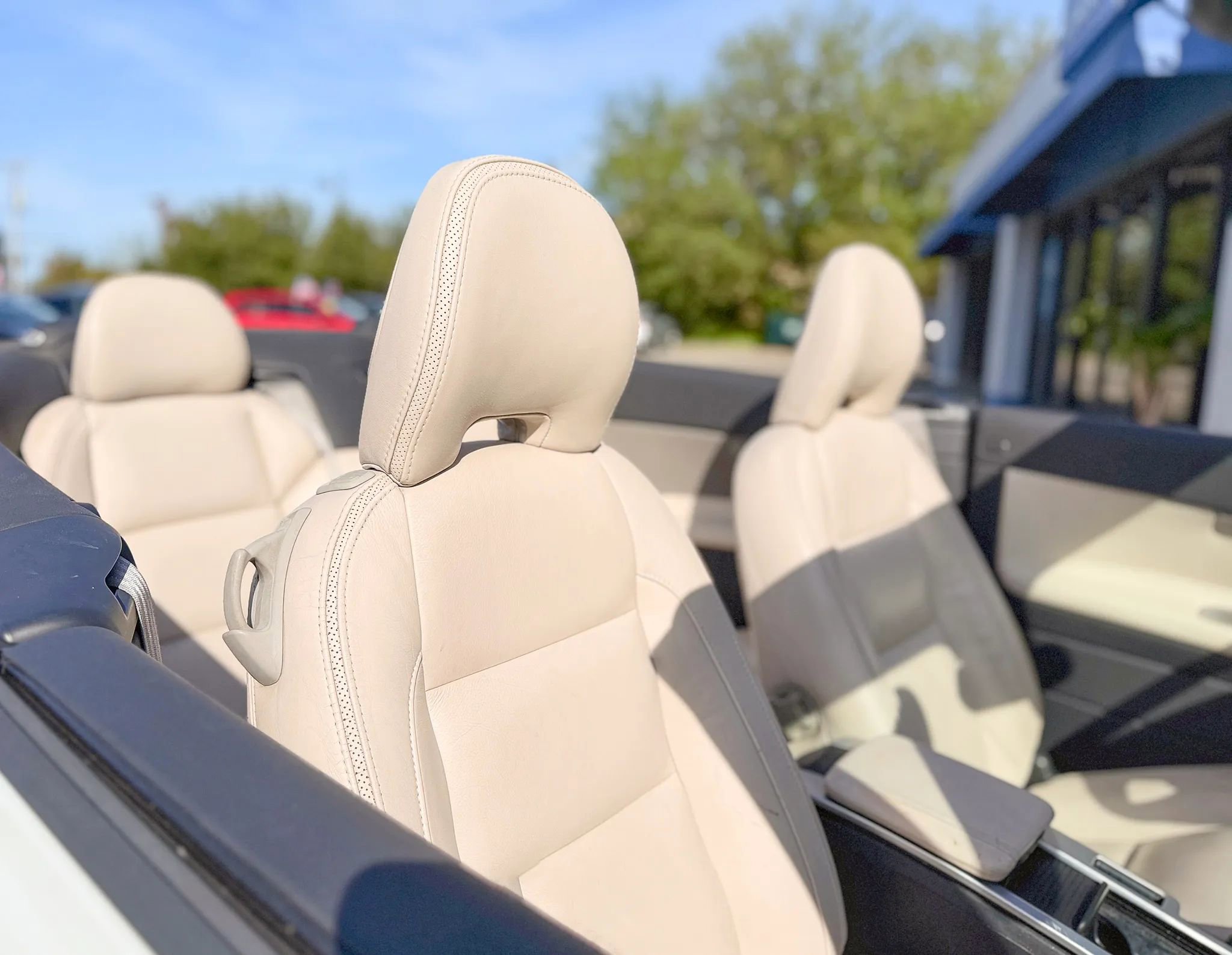 Used 2013 Volvo C70 T5 image 5