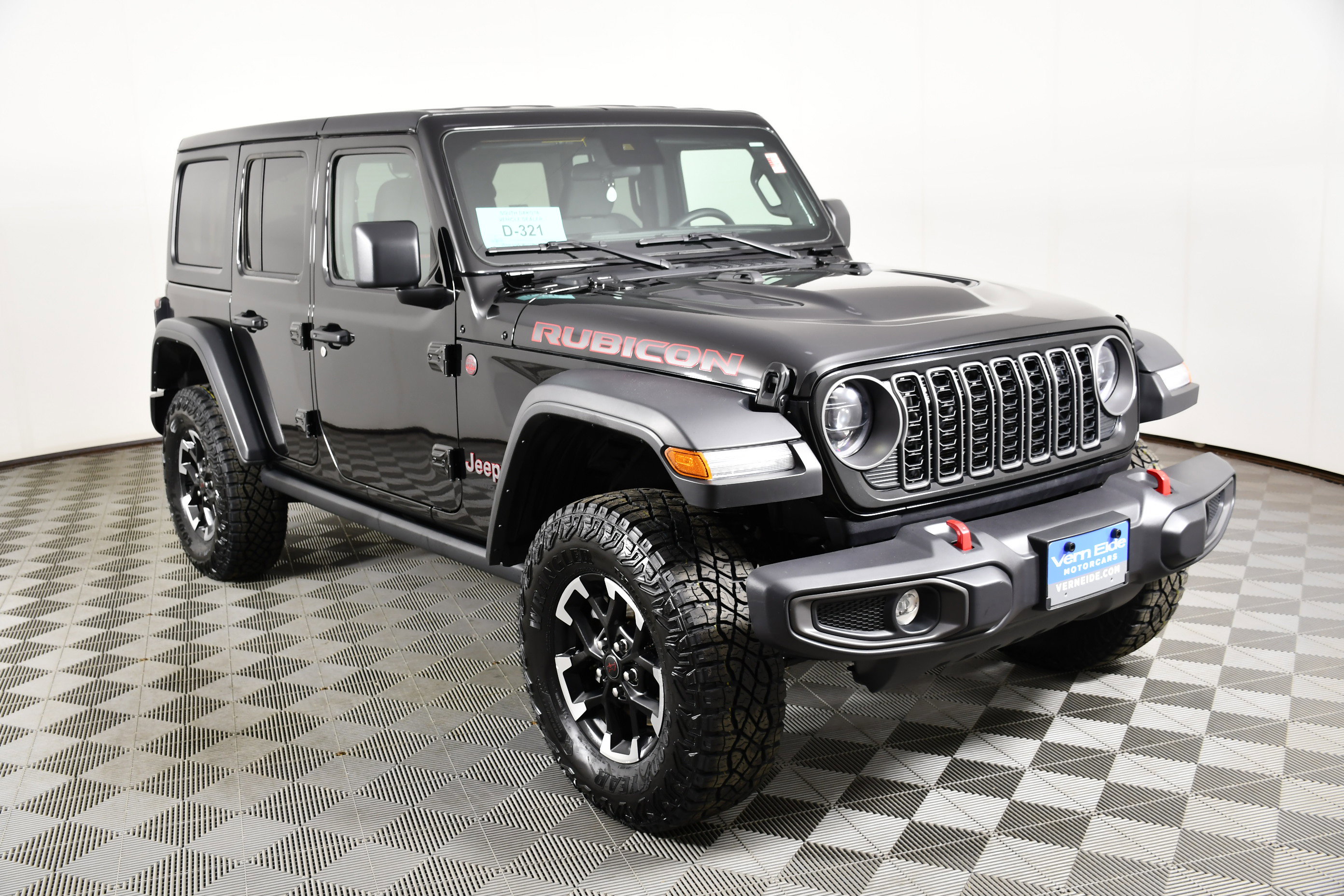 Used 2025 Jeep Wrangler Unlimited Rubicon image 3